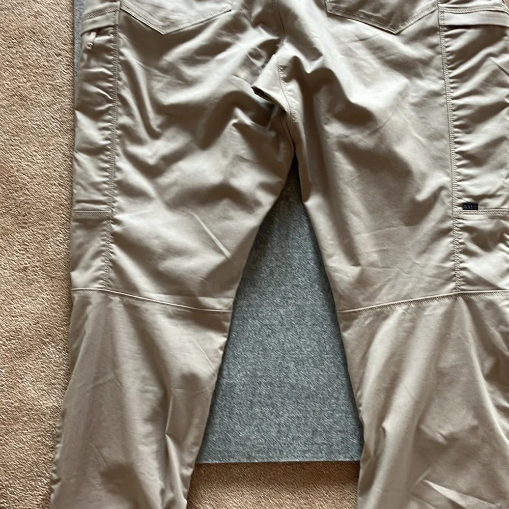5.11 TACTICAL MEN’S APEX STRAIGHT FIT KHAKI COLOR - Picture 6 of 12